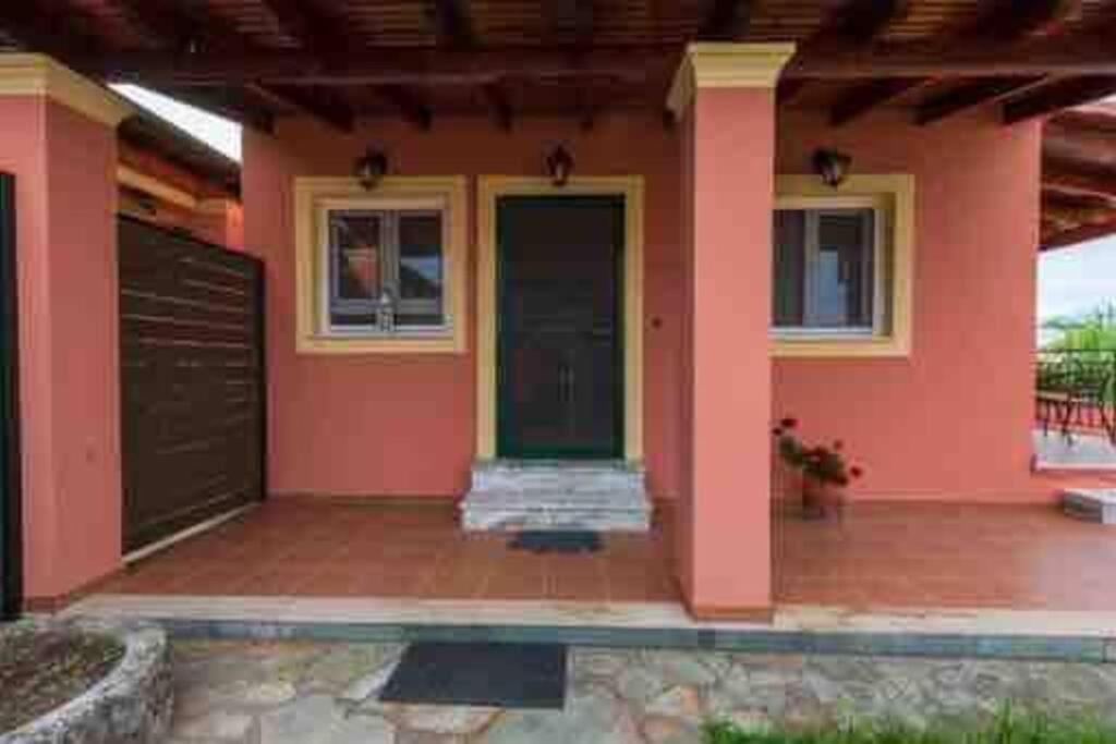 Sofis Private House With Big Garden Apartment Alykes Potamou Bagian luar foto
