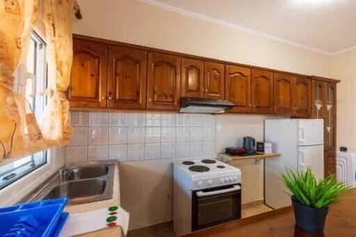Sofis Private House With Big Garden Apartment Alykes Potamou Bagian luar foto